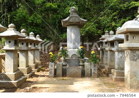 墓Egawa Taro Goraemon Ying龍的墳墓 墓Egawa Taro Goraemon Ying龍的墳墓 7946564