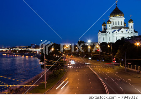 Night view of the Moskva River and the Christ the Savior Cathedral, Moscow, Russia Night view of the Moskva River and the Christ the Savior Cathedral, Moscow, Russia 7949312