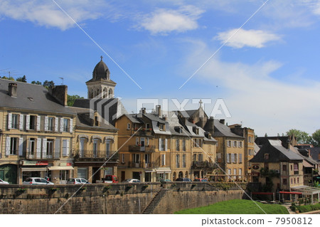 Montignac村莊多爾多涅省法國 7950812