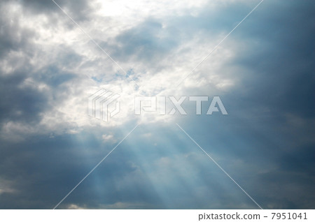 天使階梯 7951041