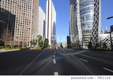 Shinjuku High-rise Building City (Low Angle, From the Road) Shinjuku High-rise Building City (Low Angle, From the Road) 7951120