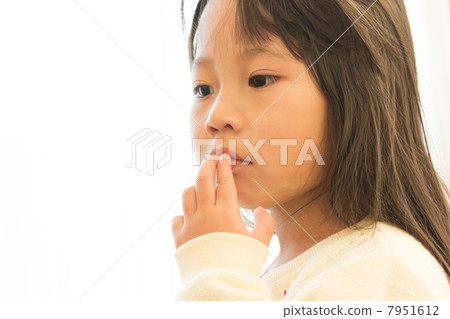 孩子的嘴唇 7951612