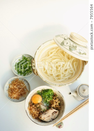 Udon noodles in a mackerel can Udon noodles in a mackerel can 7955564