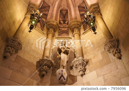 Sagrada Familia, Sagrada Familia, Underground Chapel, Underground, Architecture, Building, World Cultural Heritage 7956096
