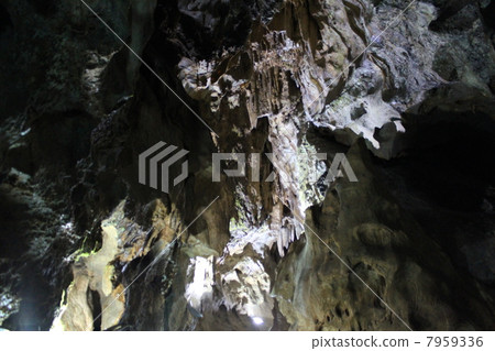 limestone cave limestone cave 7959336