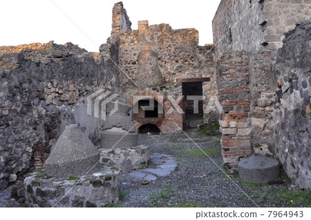 Pompeii Pompeii 7964943