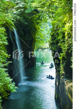 Takachiho Gorge (Masayo no Taki) 7966169