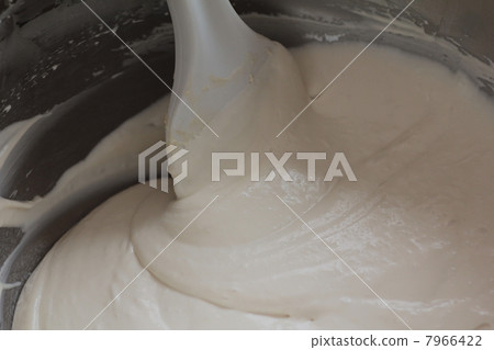 Smoothed cream cheese for baking 7966422