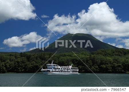 Summer of Lake Akan Summer of Lake Akan 7966547