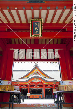 Qingdao Shrine 7966874