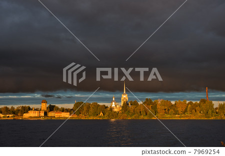 Nikolo Medvedsky Monastery in sunrise 7969254