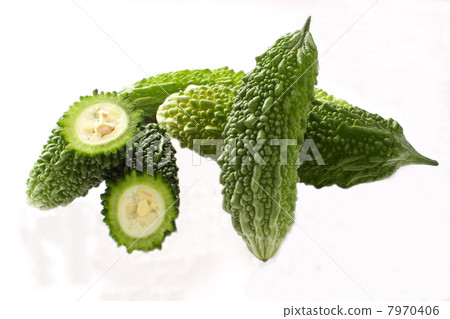 男孩的短剖面白色背景 男孩的短剖面白色背景 7970406