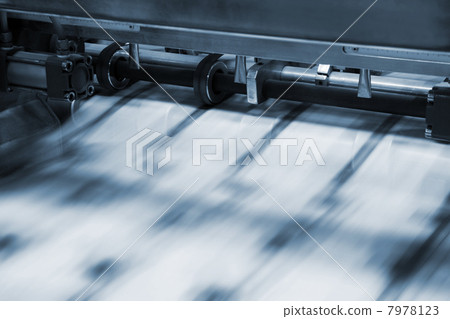 Polygraphic process 7978123