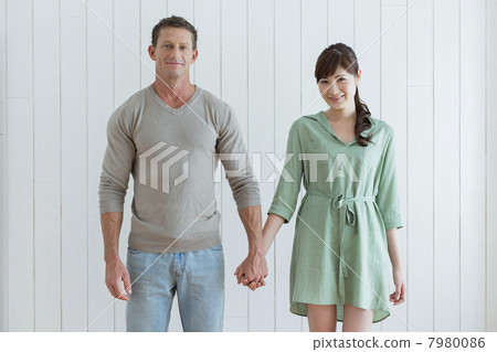 SOHO · International couple 7980086