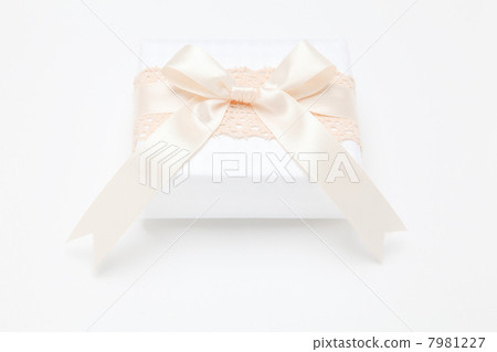  禮物 7981227