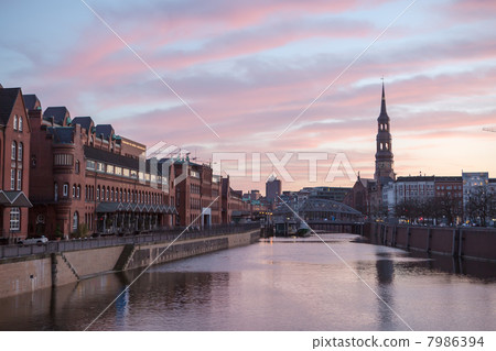 Sunset in Hamburg, German city. Speicherstadt district Sunset in Hamburg, German city. Speicherstadt district 7986394
