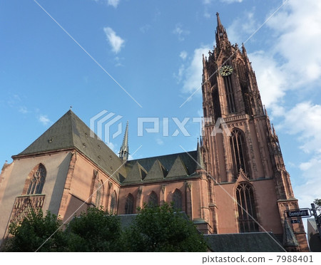 Frankfurt Cathedral 7988401