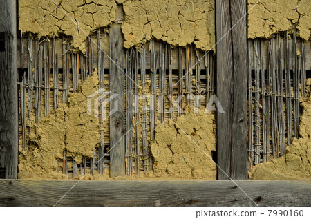 Hachinohe walk / clay wall 7990160