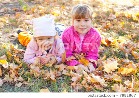 Girl in autumn park Girl in autumn park 7991967