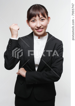 Portrait of a young woman 7993747