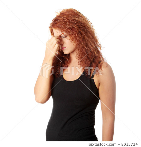 Sinus pain 8013724