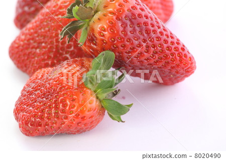Strawberries over white background Strawberries over white background 8020490