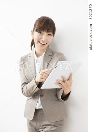 平板電腦業務的女人 8021270