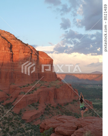 Sedona Yoga Landscape 8021489