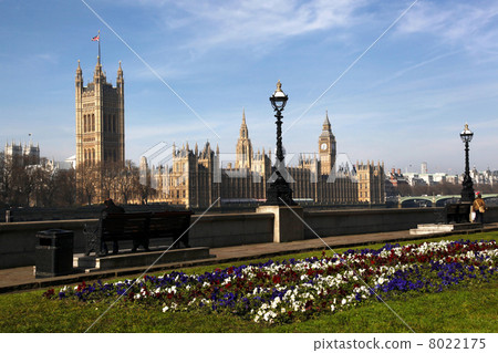 Big Ben in London, England 8022175