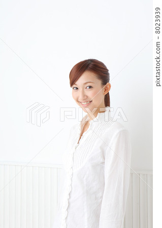 一個女人在他的tw 一個女人在他的tw 8023939