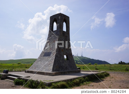 Beautiful Tower 8024284