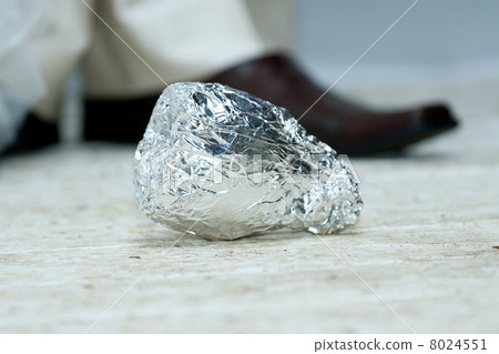 Wedding tradition 8024551