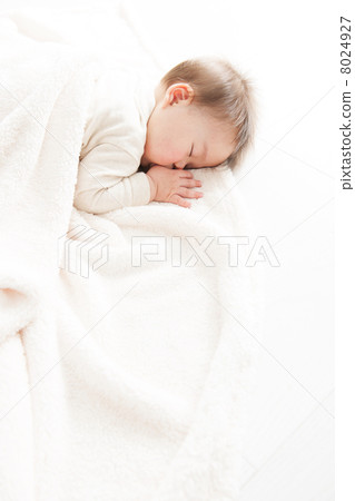 嬰兒 8024927