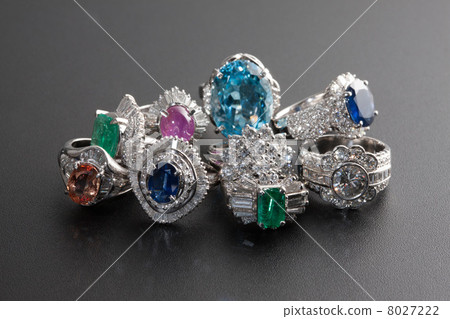 Old ring 8027222