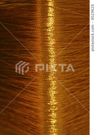 Gold thread 8029628