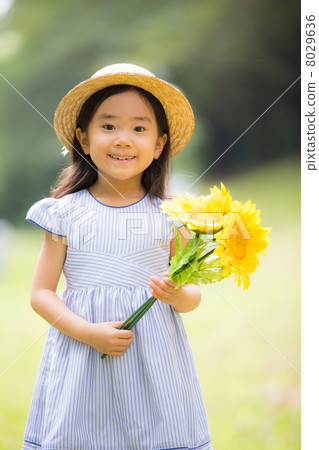 Summer girls Summer girls 8029636