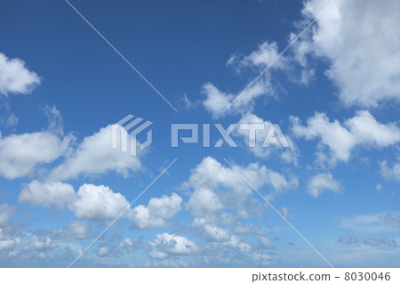 Beautiful cloudy sky Beautiful cloudy sky 8030046