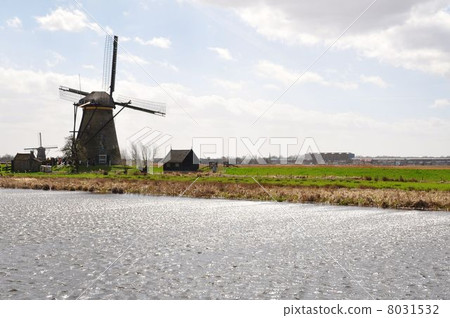 Windmill group of Kinderle Dyke Netherlands 8031532