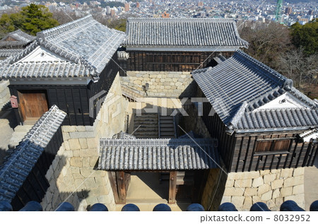 松山城主要東側 8032952