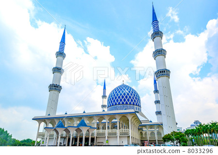 Sultan Salahuddin Abdul Aziz Shah Mosque (Malaysia, Shah Alam) 8033296