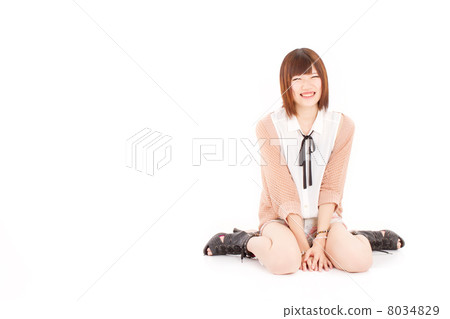 Girls wearing refreshing summer clothes cute and sitting in inner tits 8034829