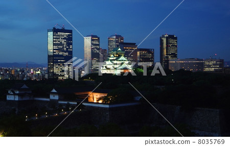 Night view of Osaka Castle and OBP Osaka City, Osaka Prefecture 8035769
