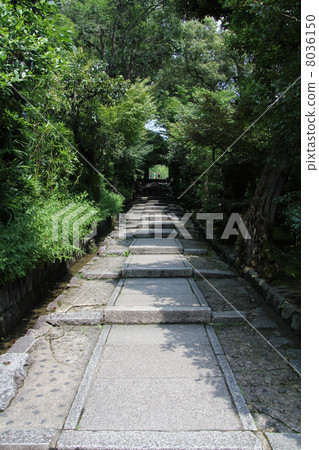 Lionyama Kannon entrance 8036150