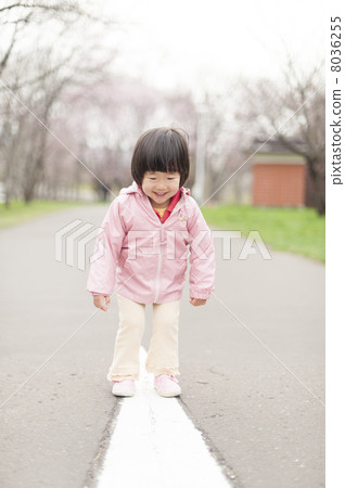 White lines and children White lines and children 8036255