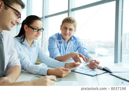 Working with touchpad 8037198