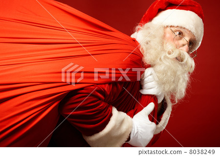 Carrying presents Carrying presents 8038249