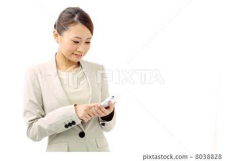使用智能手機的女商人 8038828
