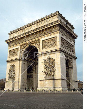 Paris: Arc de Triomphe 8039824