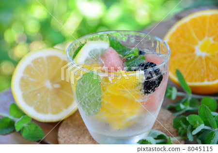 fruit punch 8045115