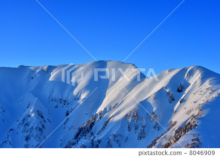 早春雪山/ Okudodoidake 8046909